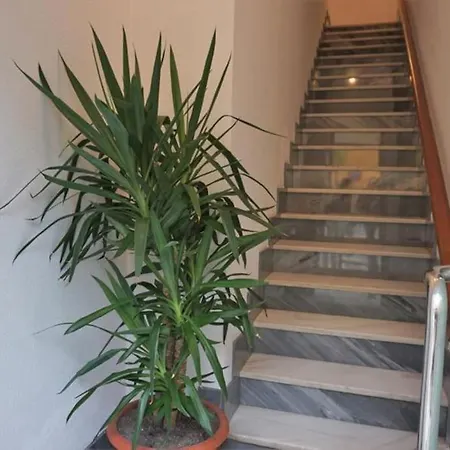 Casa De Pueblo En Centro De Recien Reformada * Ondara